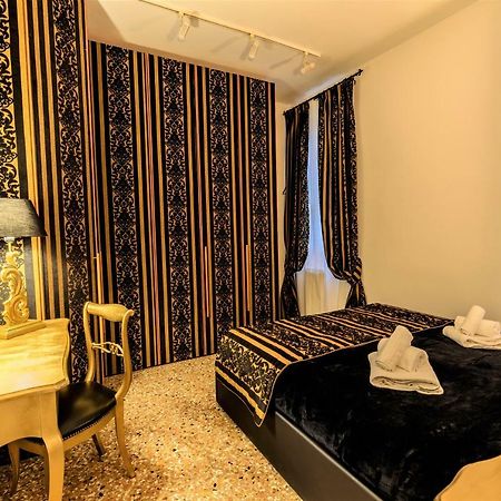 Palazzo Del Sale, Rialto Apartment Venice Exterior photo